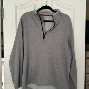 Vineyard Vines pull over